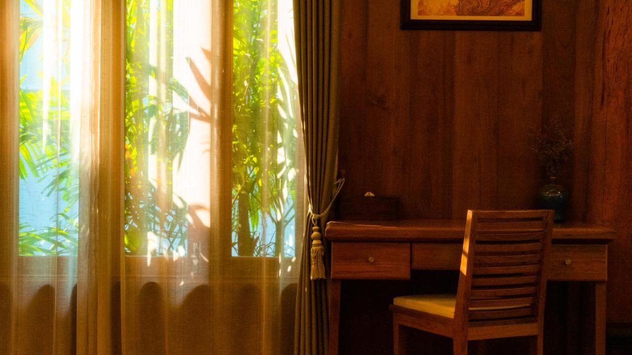 Vanasin Residence Tak Esterno foto