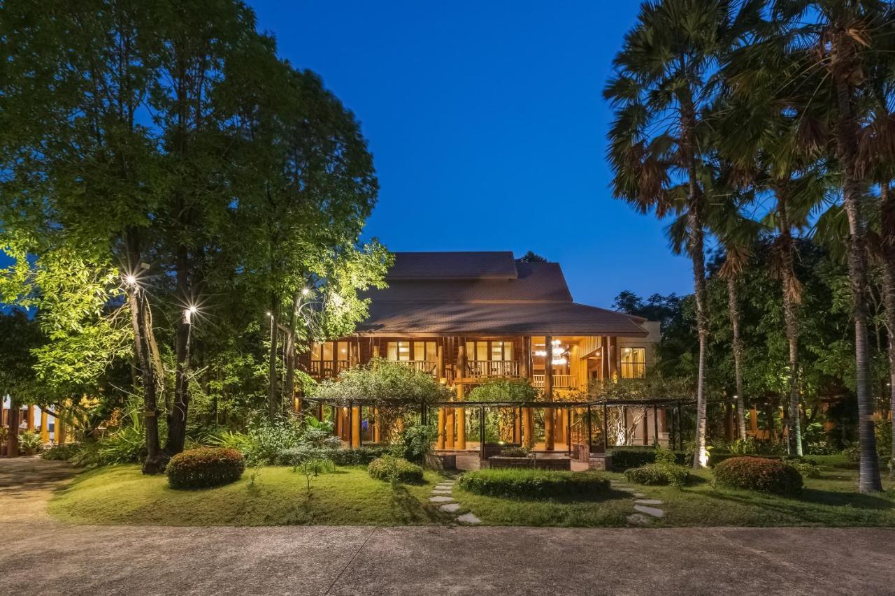 Vanasin Residence Tak Esterno foto
