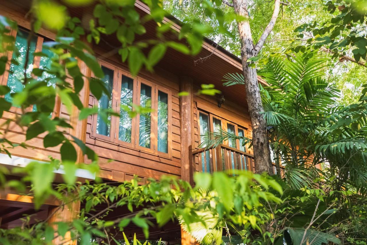 Vanasin Residence Tak Esterno foto