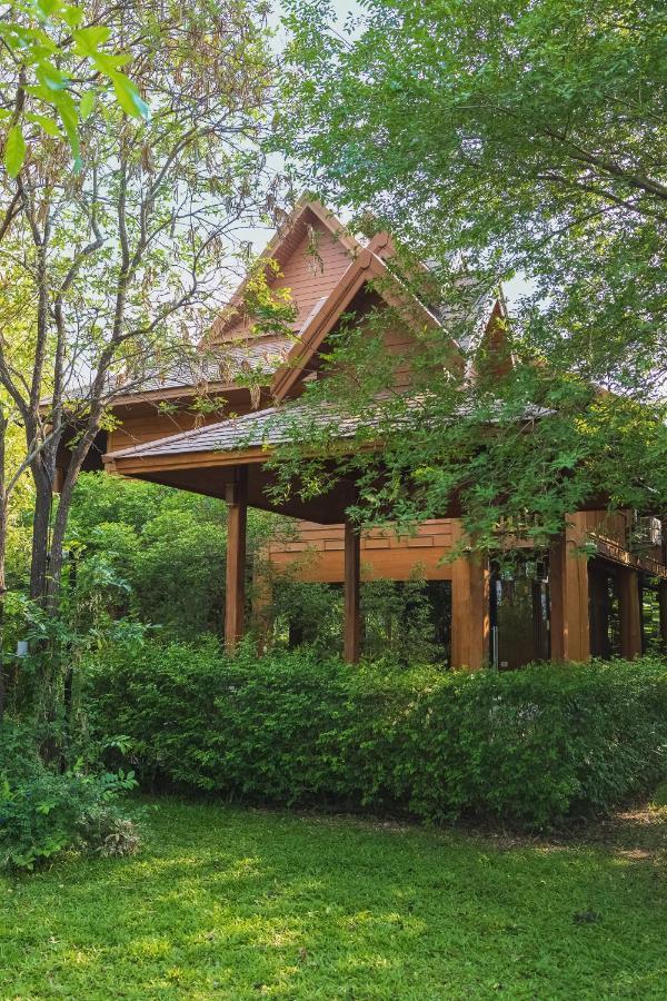 Vanasin Residence Tak Esterno foto