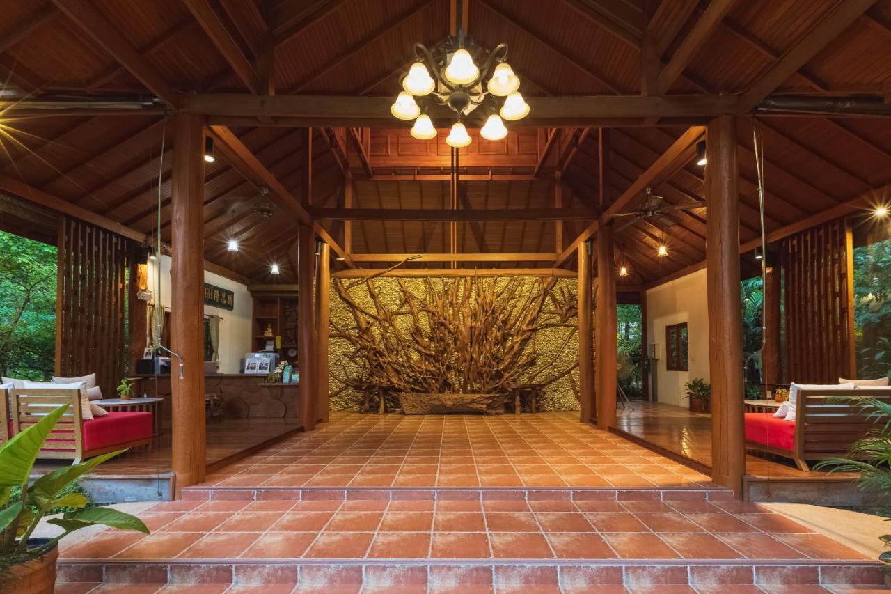 Vanasin Residence Tak Esterno foto