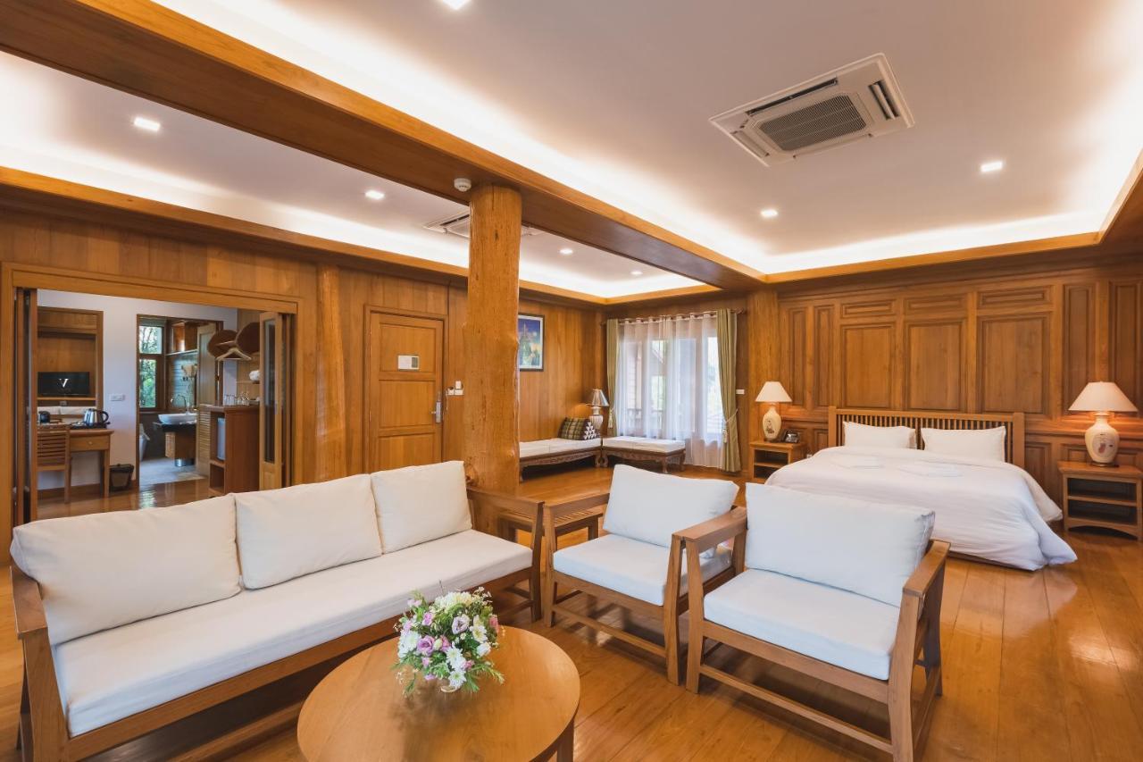 Vanasin Residence Tak Esterno foto