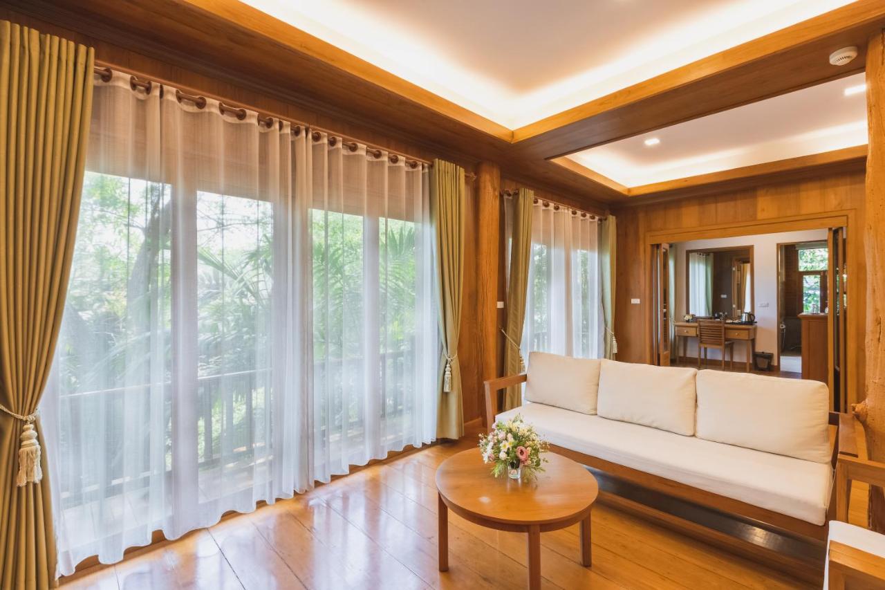 Vanasin Residence Tak Esterno foto